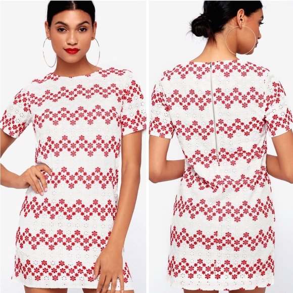 ✨NEW Lulu’s White & Red Eyelit Shift Dress - Picture 10 of 11